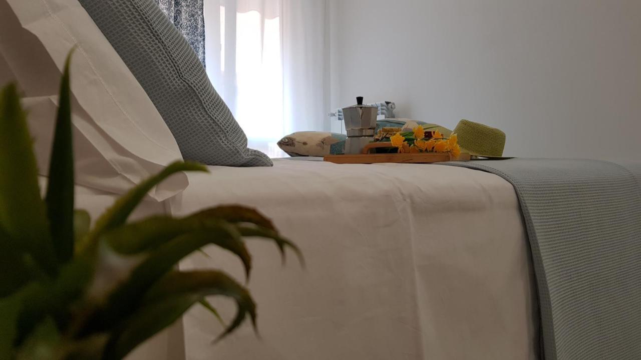 Martin Holiday Apartments Giardini Naxos Exteriör bild